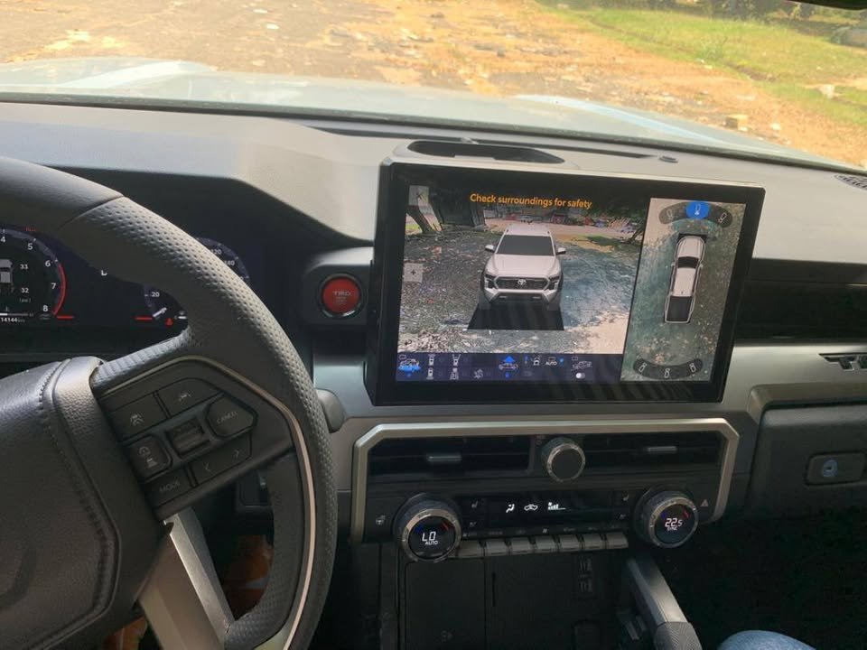 
								2025 Toyota Tacoma full									