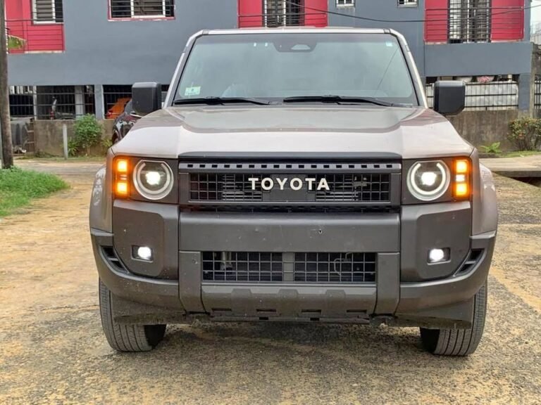 Toyota Land Cruiser Prade 2025